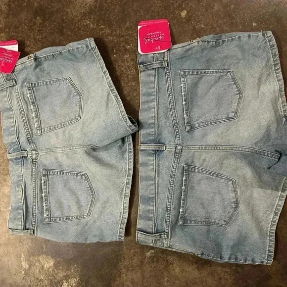 Two Pair Lot — Size 8 Isabel Maternity Under Belly Jean Shorts Midi Short NWT - Picture 6 of 6
